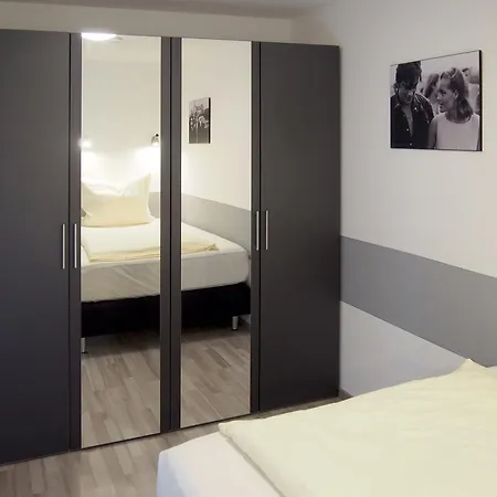 Boardinghouse Frankfurt Airport 2 Daire *
